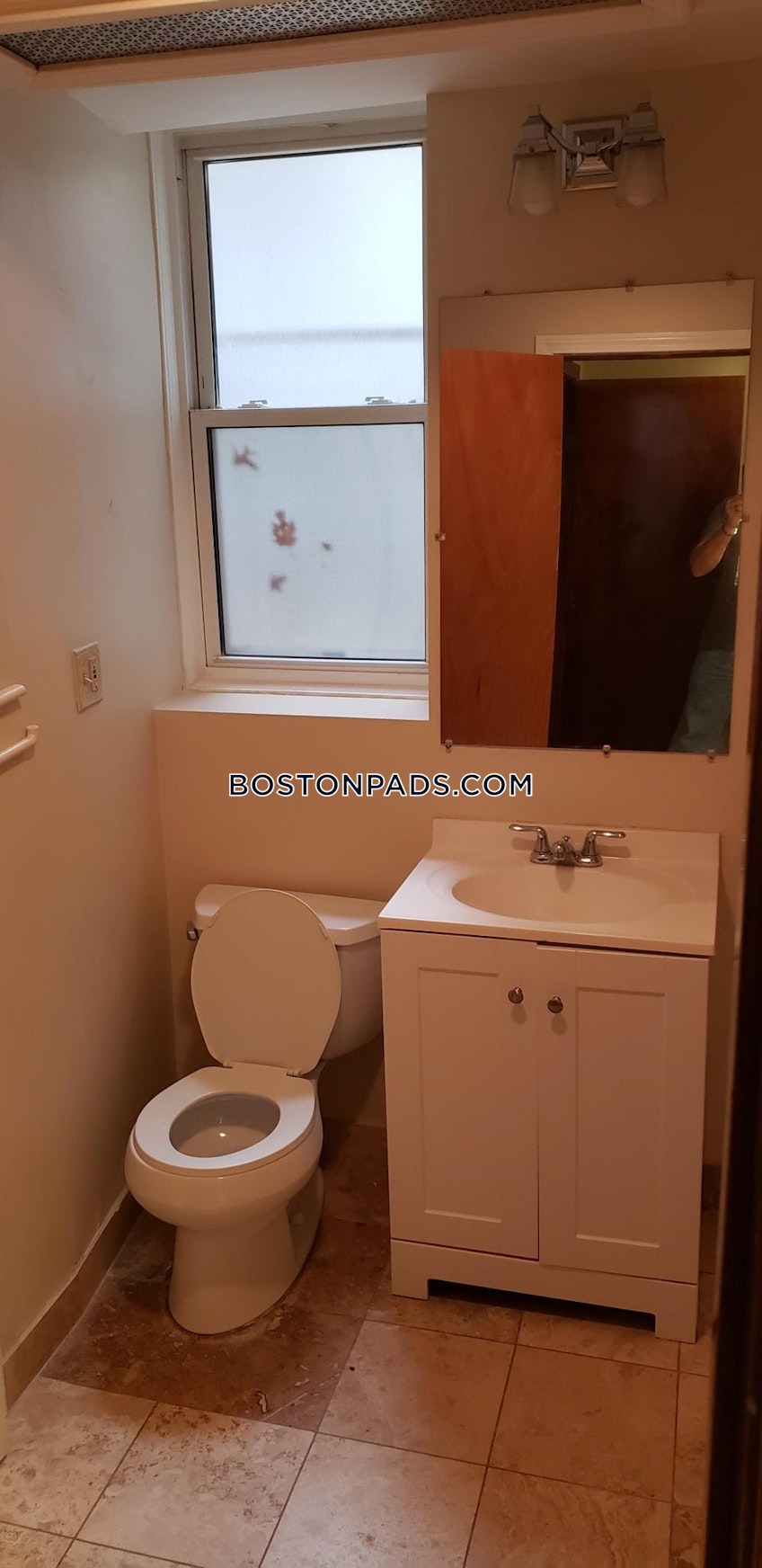 Boston - $4,600 /month