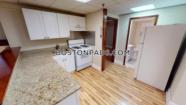 Boston - $5,200 /mo