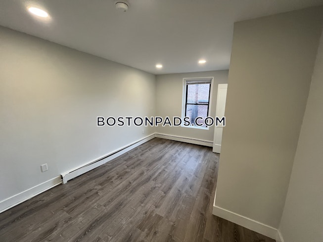 Boston - $3,650 /mo