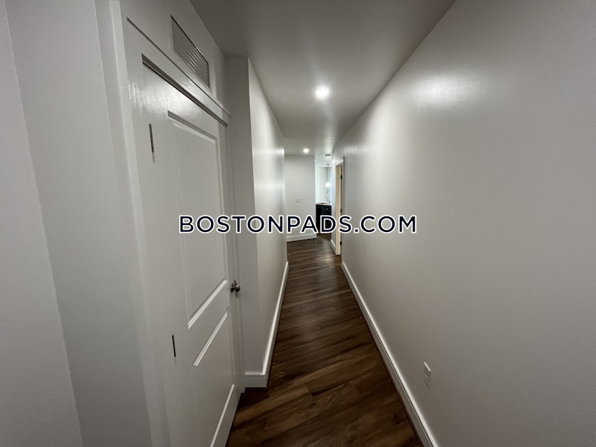 Boston - $5,475 /month
