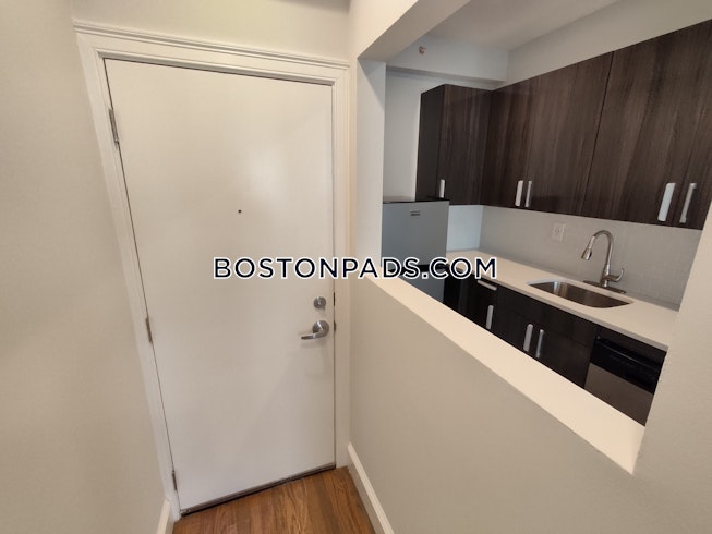 Boston - $3,350 /mo