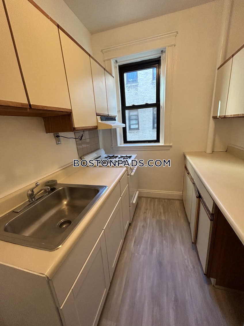 Boston - $2,350 /month