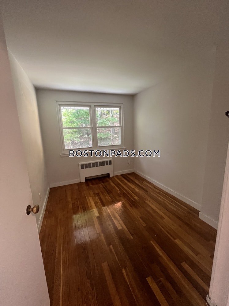 Chestnut St., Brookline