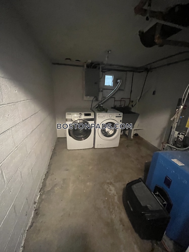 Chestnut St., Brookline