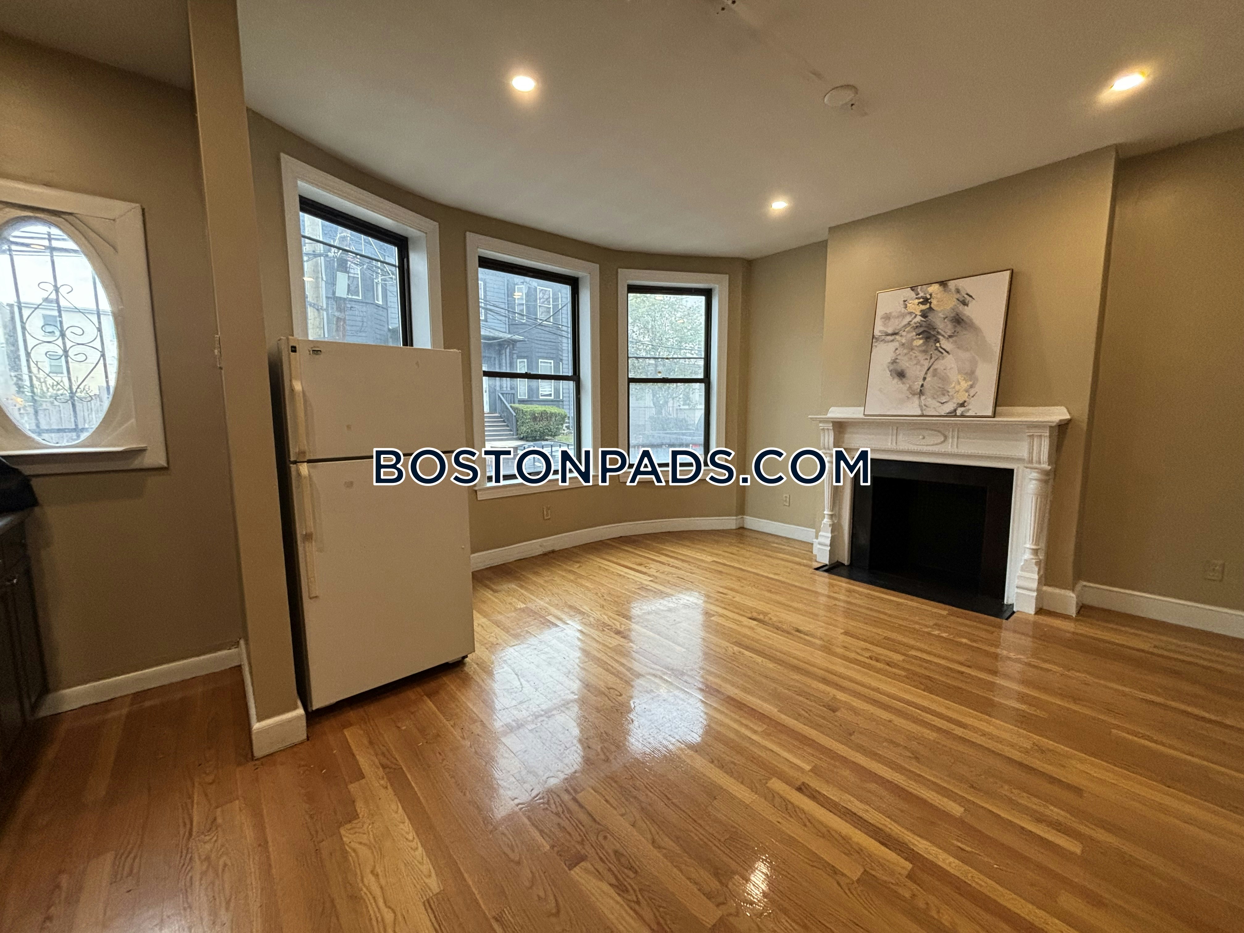 Boston - $2,475