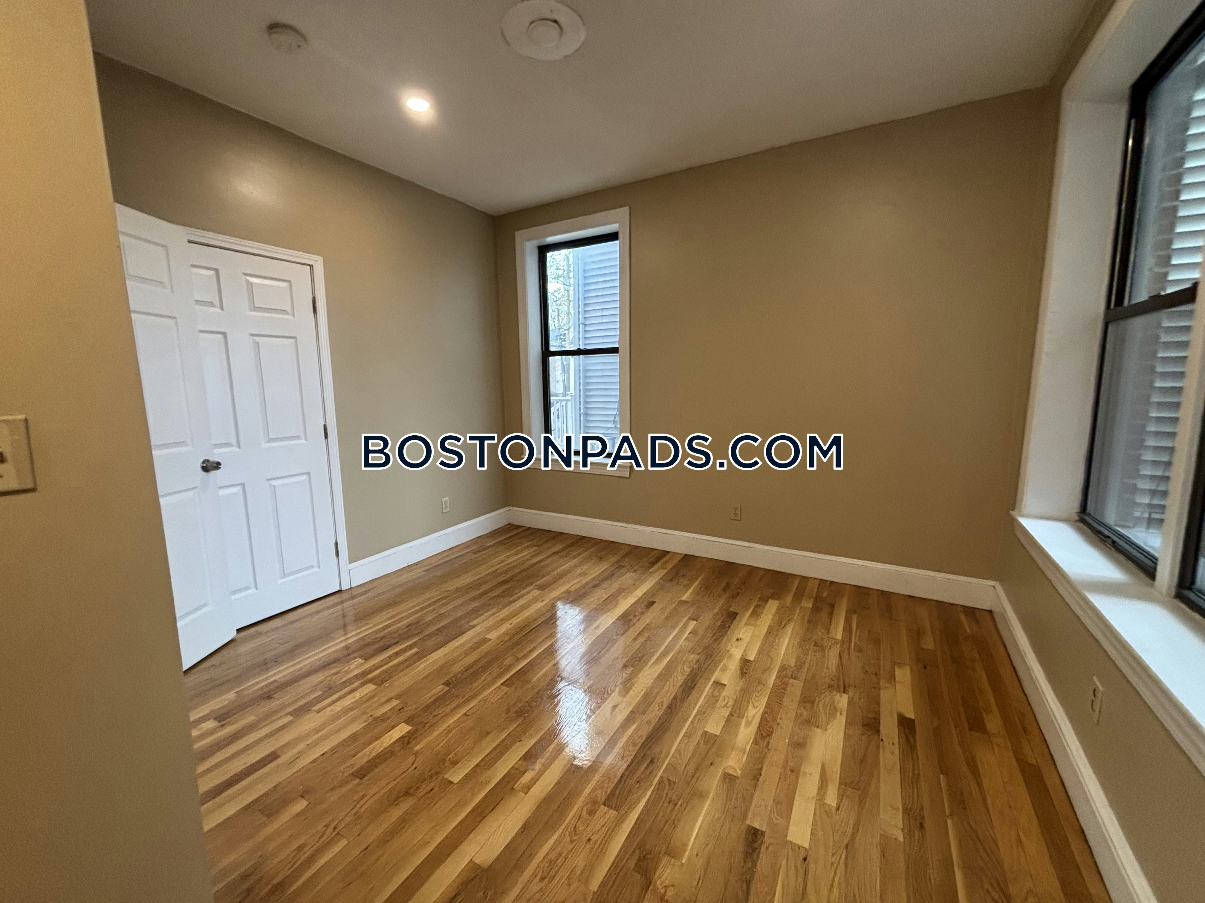 Boston - $2,475