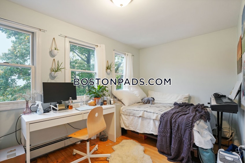 Roxbury Crossing - $4,950 /month