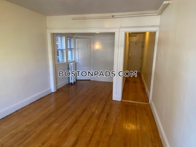 Boston - $1,550 /mo