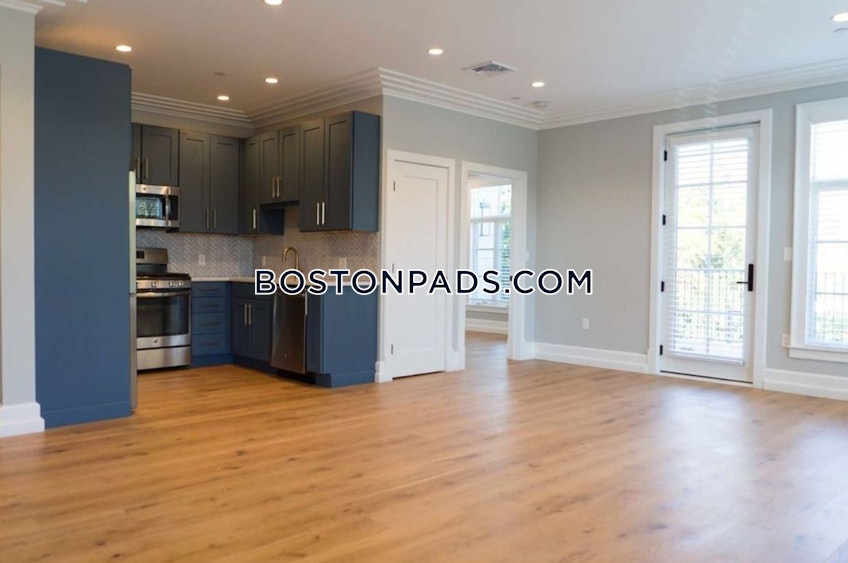 Boston - $2,550 /month