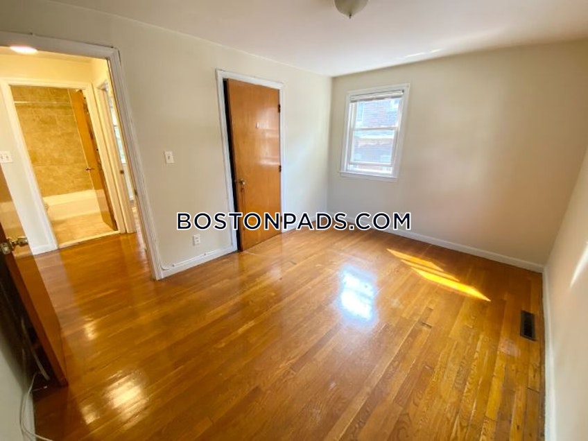 Boston - $2,400 /month