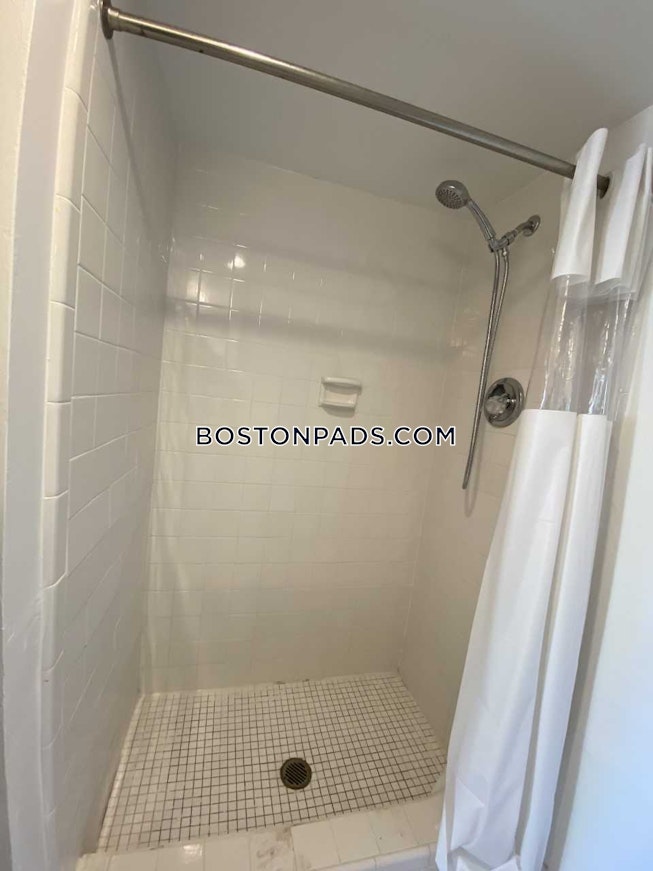 Brookline - $3,025 /mo