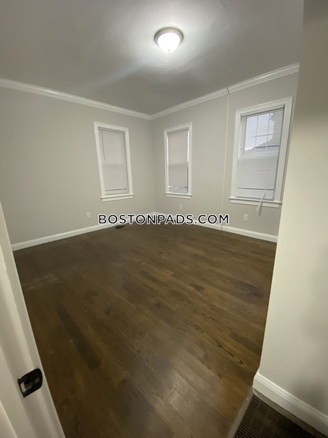 Boston - $3,150 /mo