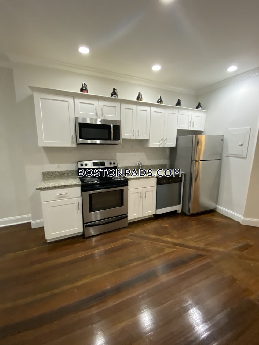 Boston - $2,750 /month