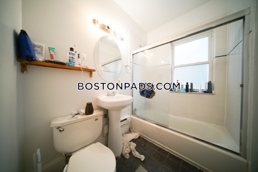 Boston - $11,500 /month