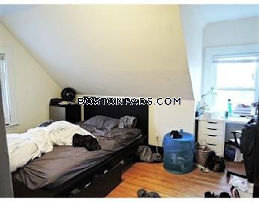 Boston - $11,500 /month