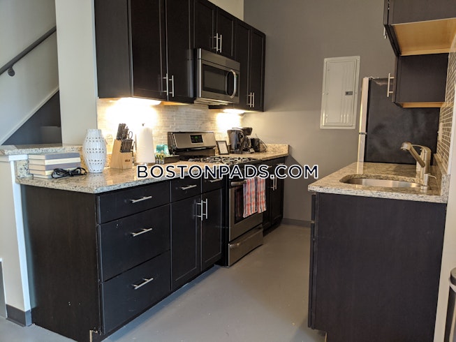 Boston - $4,000 /mo