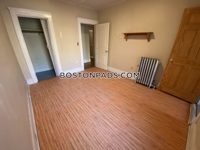 Boston - $4,200 /mo