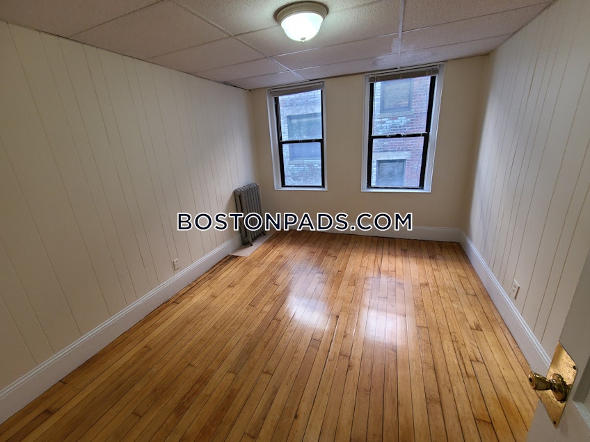 Boston - $2,450 /month