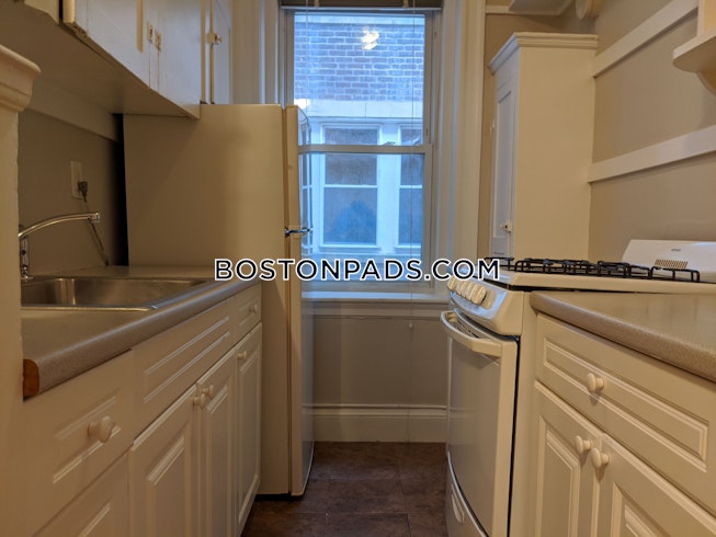 Cambridge - $2,600 /mo