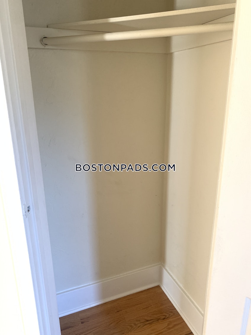 Boston - $2,495 /month