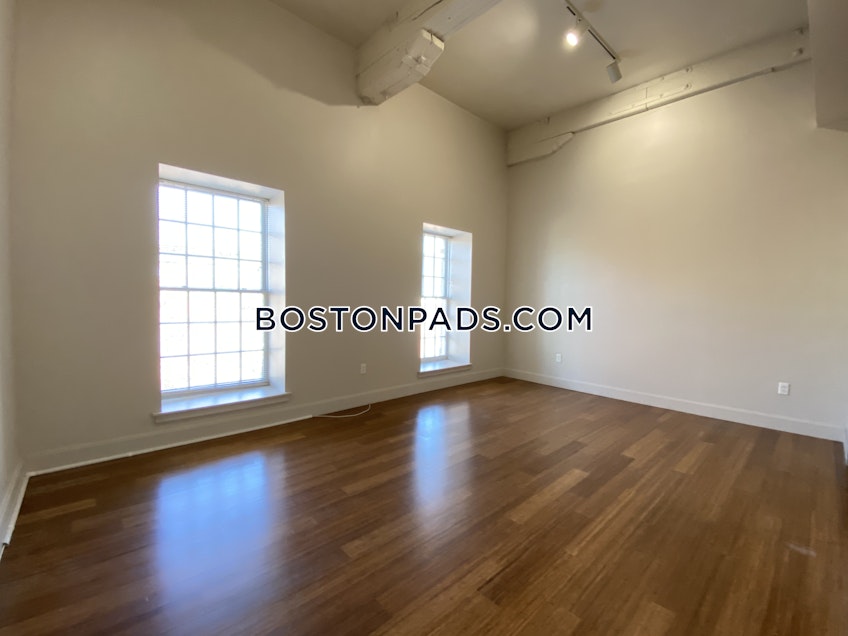 Boston - $2,495 /month