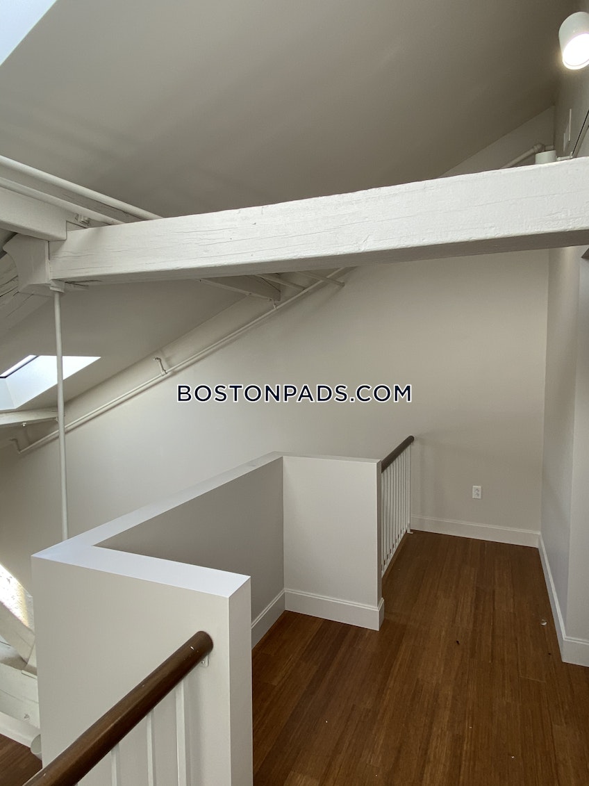 Boston - $3,250 /month