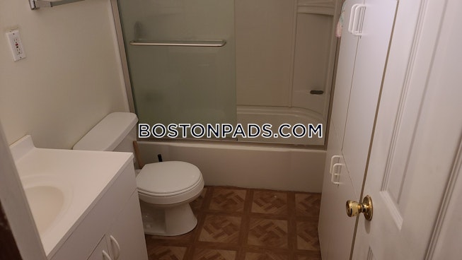 Boston - $2,225 /mo