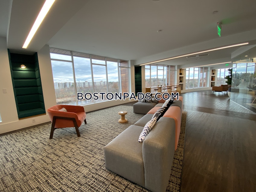 Boston - $2,590 /month