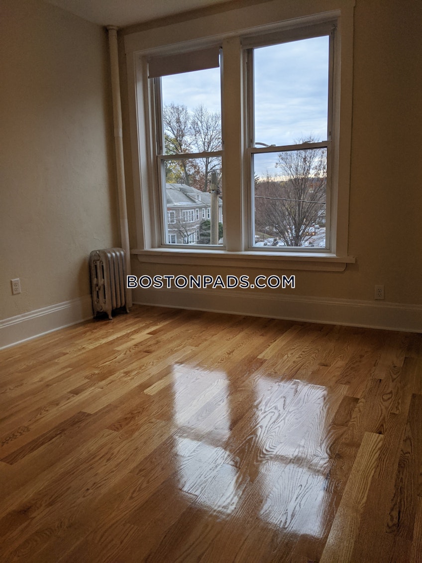 Boston - $2,495 /month