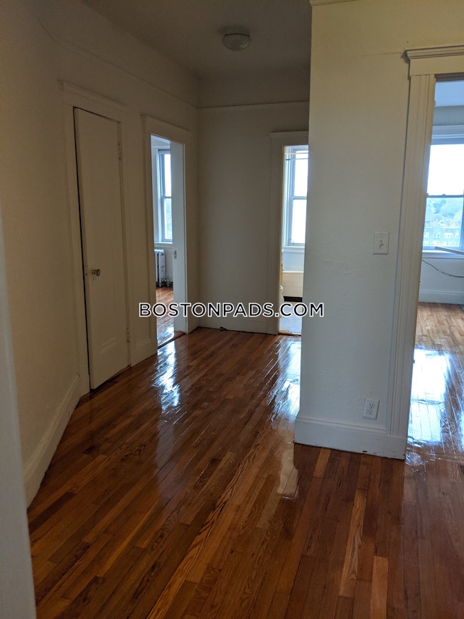 Boston - $2,850 /mo