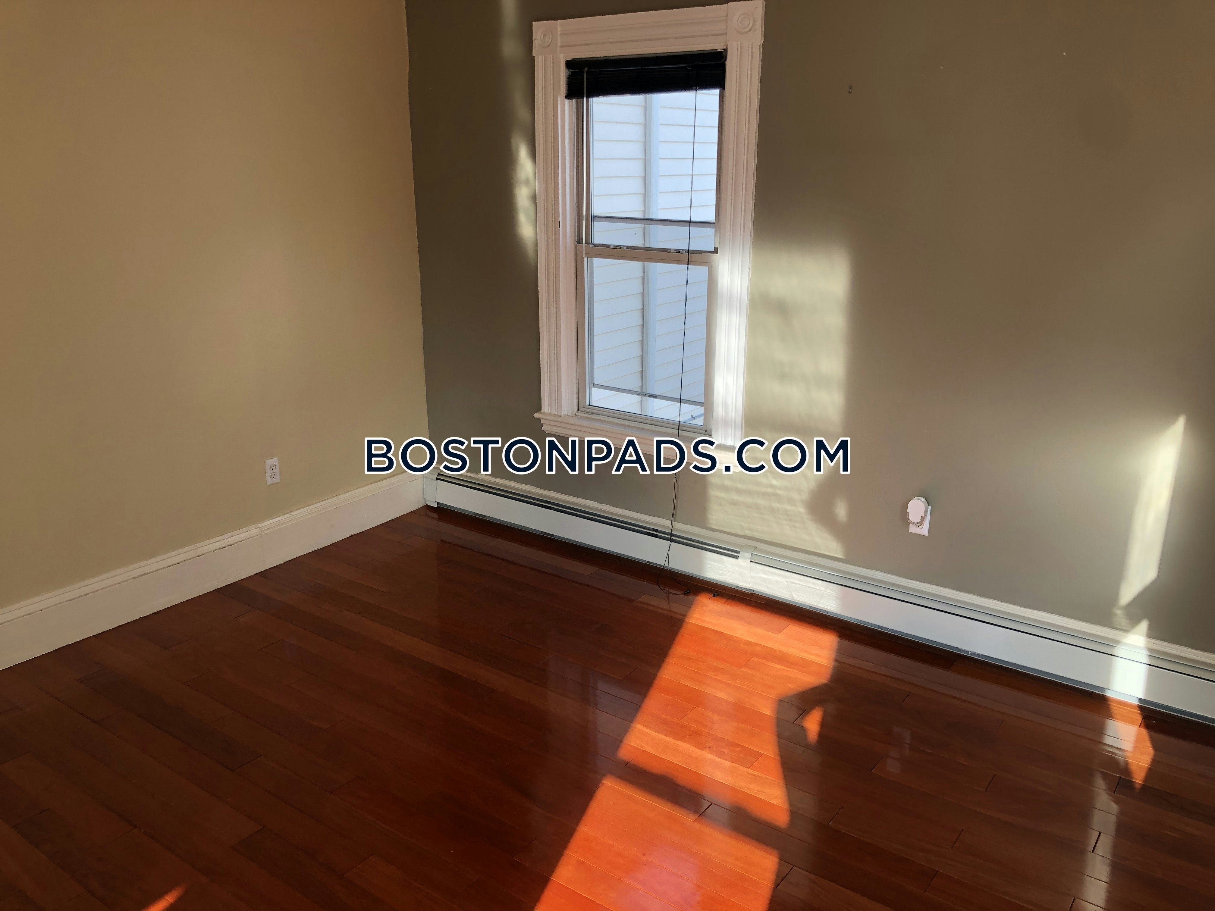 Somerville - $2,600