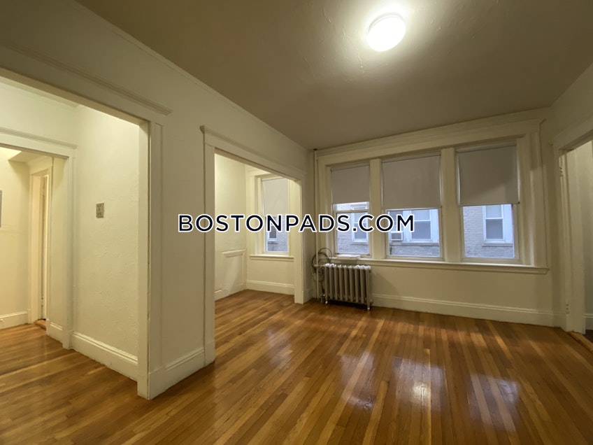 Boston - $1,785 /month