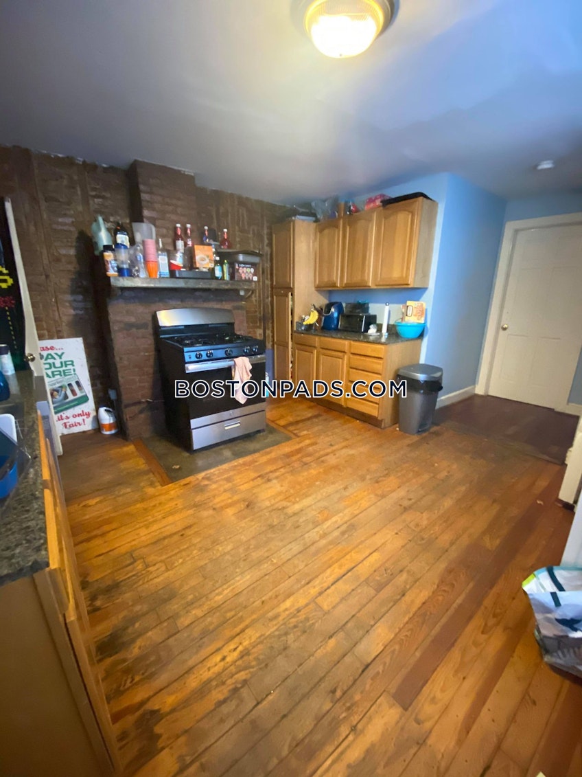 Boston - $6,700 /month