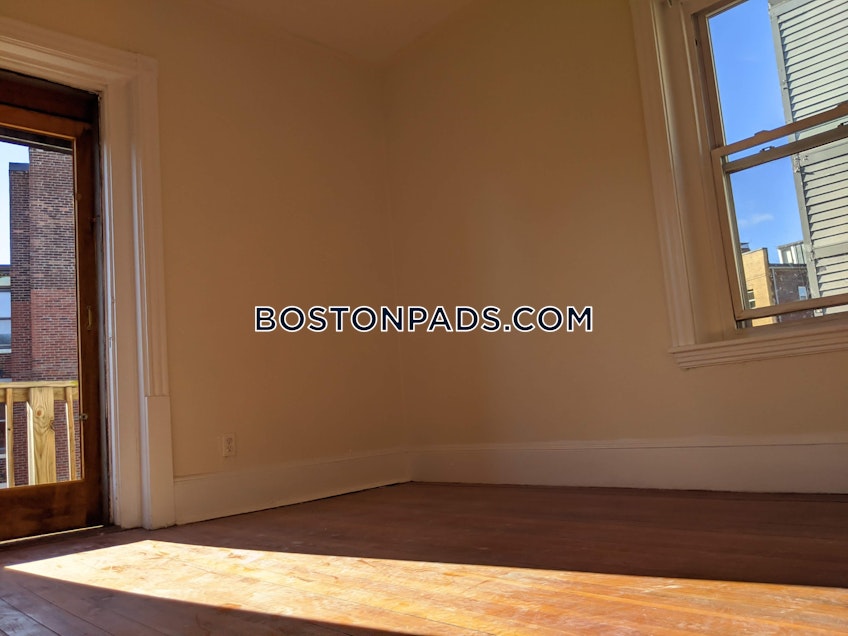 Brookline - $3,495 /month