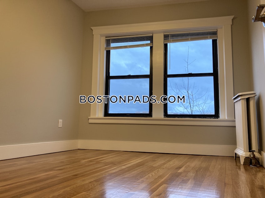 Brookline - $1,990 /month