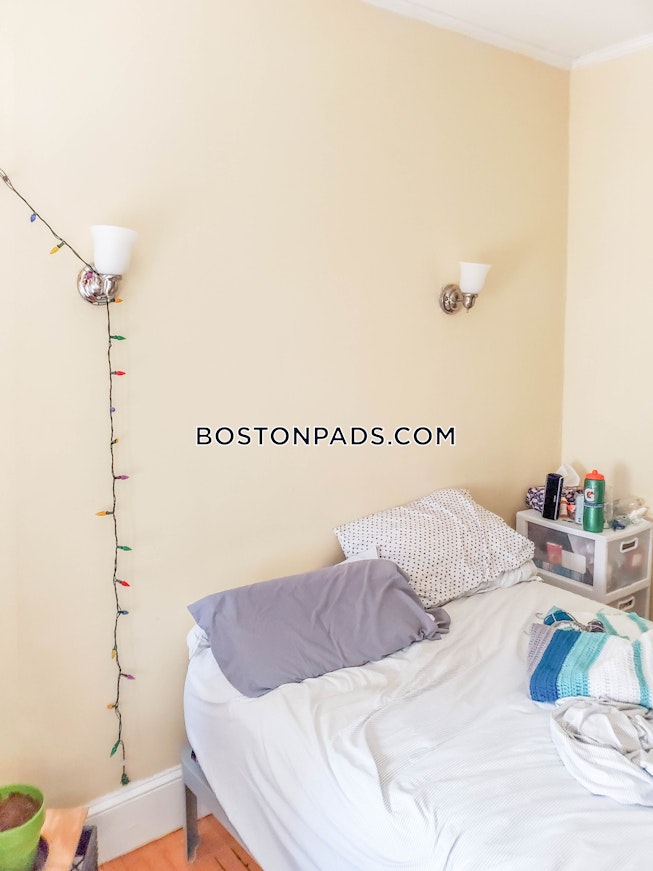 Cambridge - $3,300 /mo