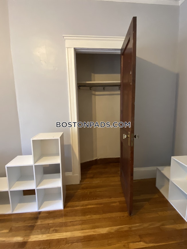 Brookline - $3,500 /mo