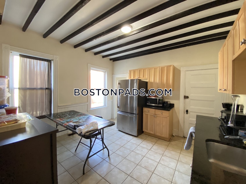 Boston - $6,000 /month