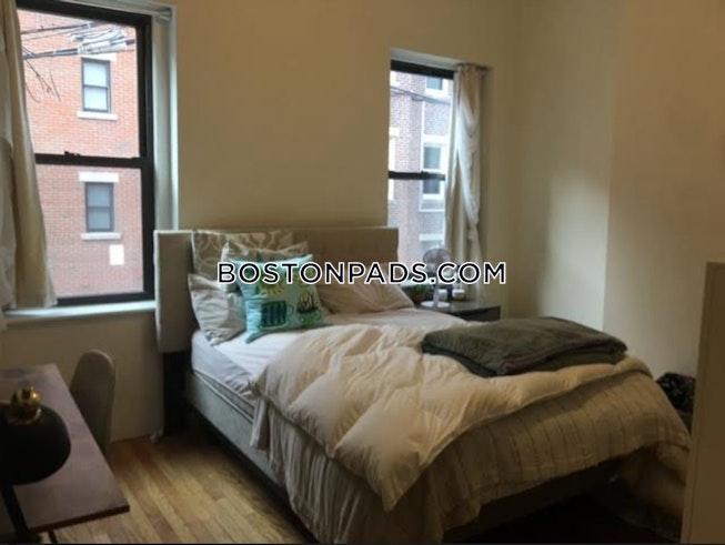 Boston - $3,802 /mo