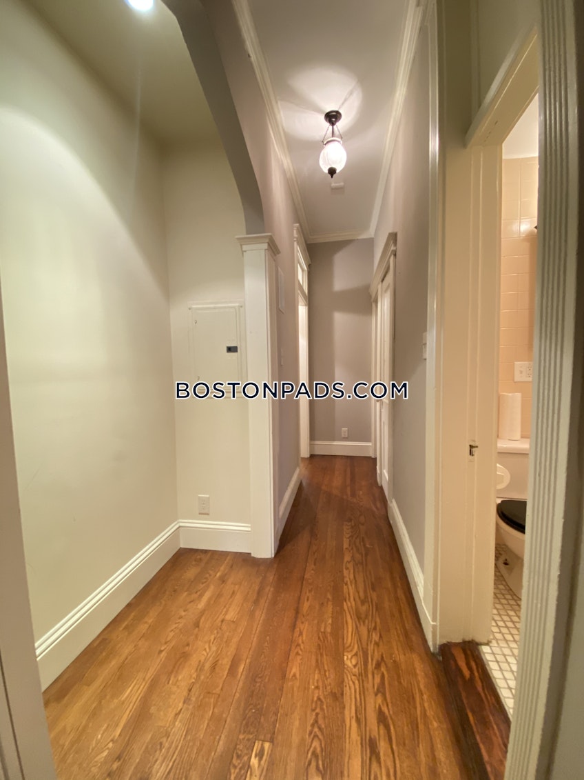 Boston - $2,250 /month