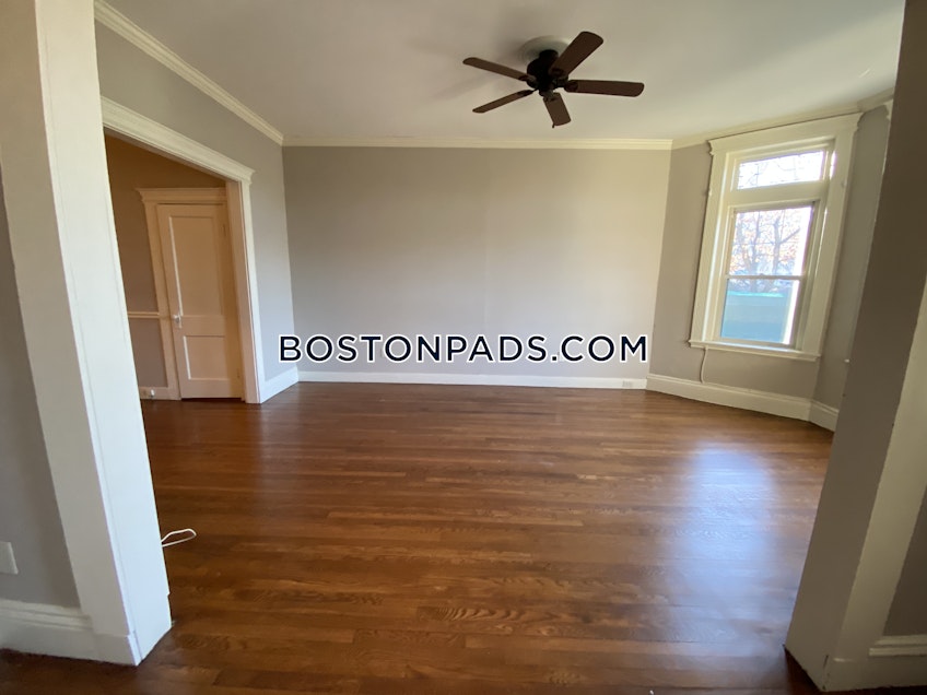 Boston - $2,250 /month