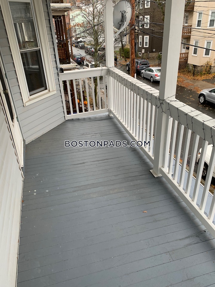 Montfern Ave. Boston picture 7