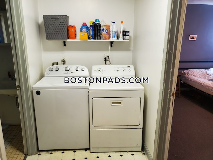 Boston - $4,700 /month