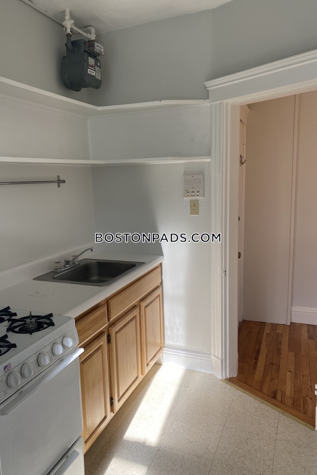 Roxbury Crossing - $2,300 /mo