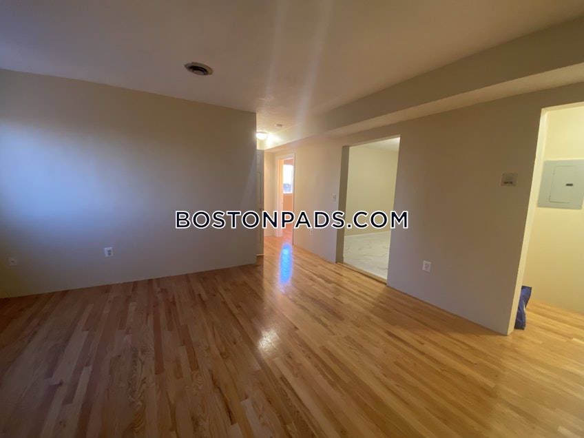 Boston - $2,950 /month