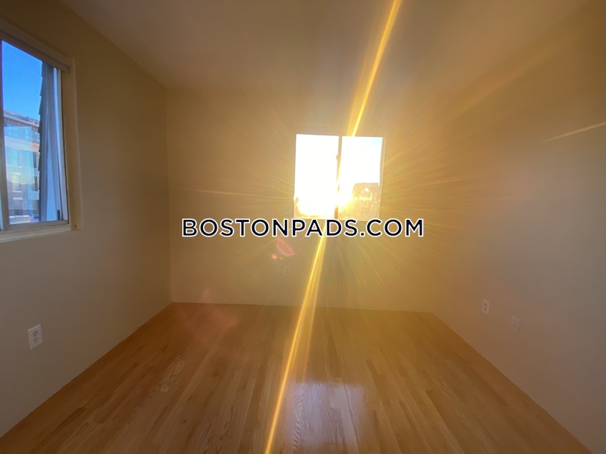 Boston - $2,950 /month