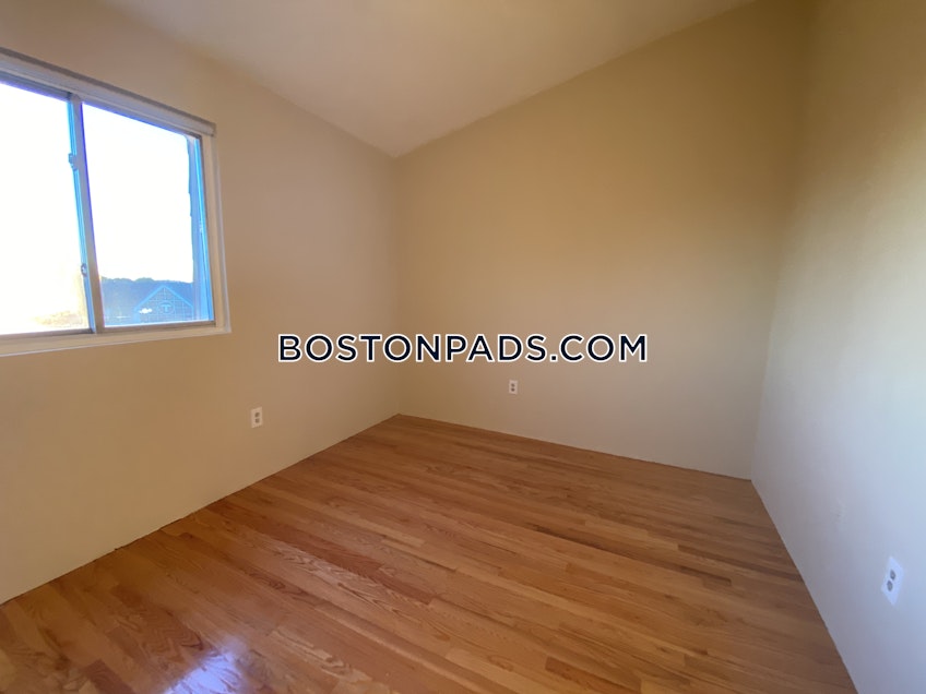 Boston - $2,950 /month