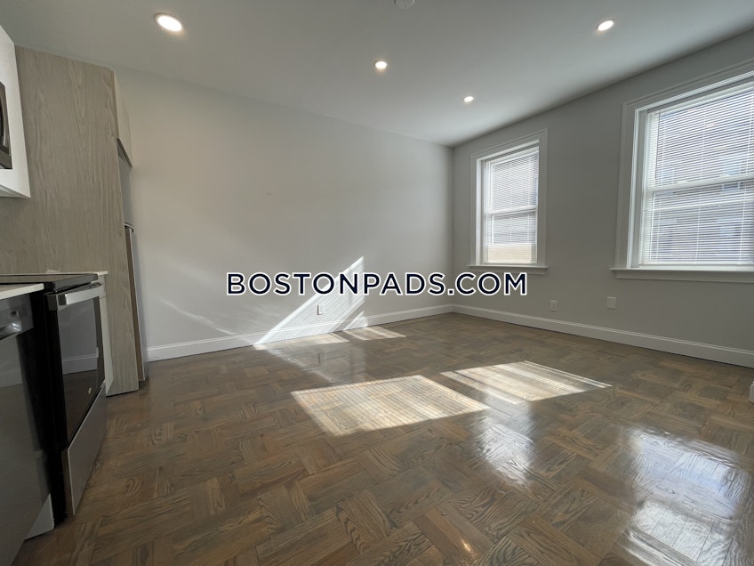 Boston - $3,950 /month
