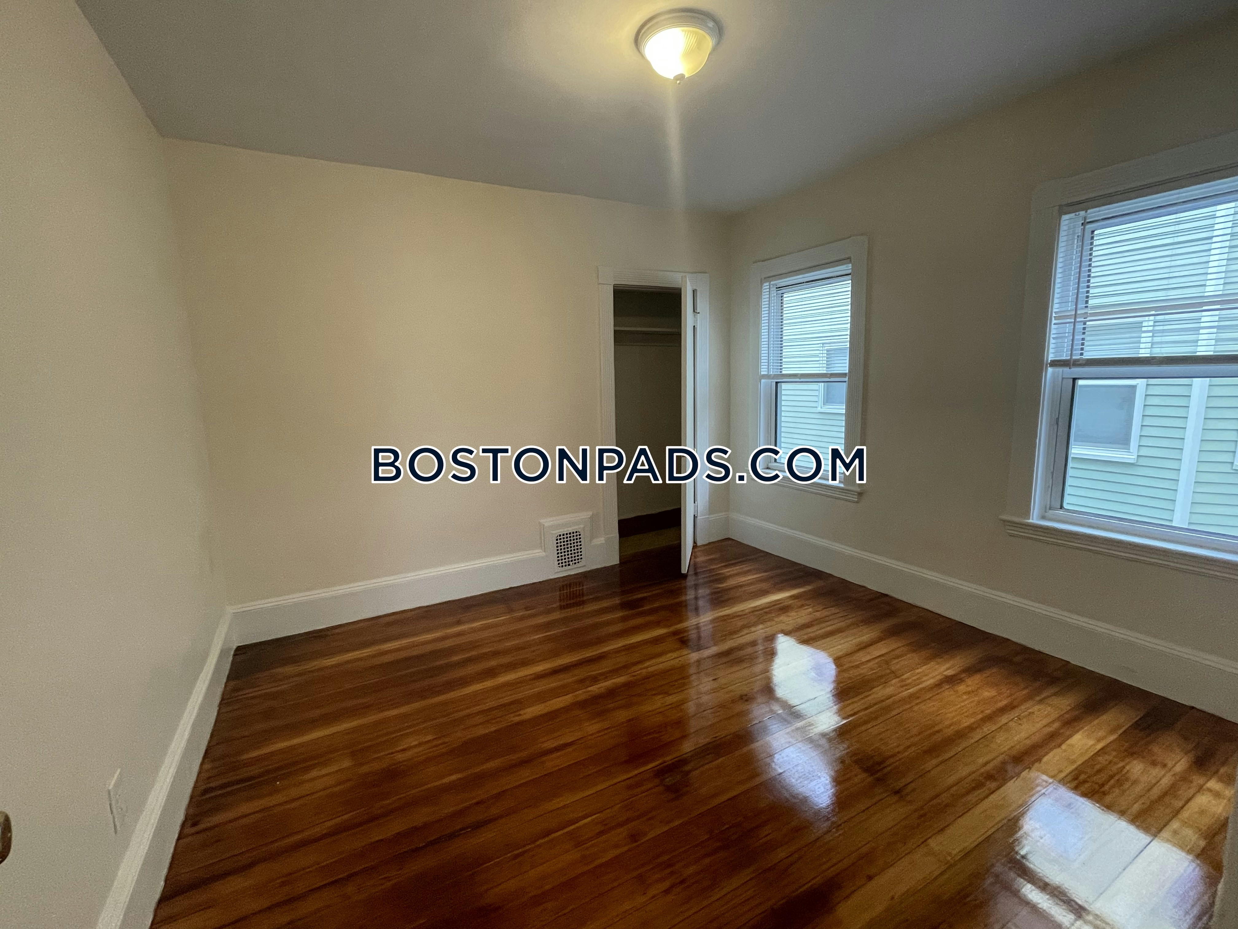 Somerville - $2,475