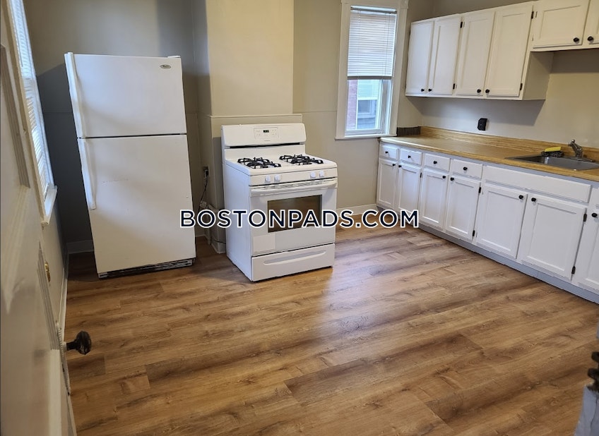 Boston - $3,300 /month